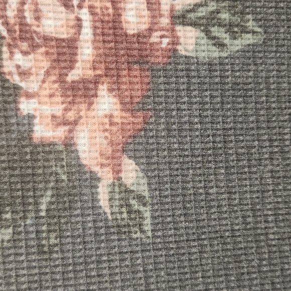 Maurices Gray Long Sleeve V-Neck Top with Pink Rose Print - Picture 6 of 6